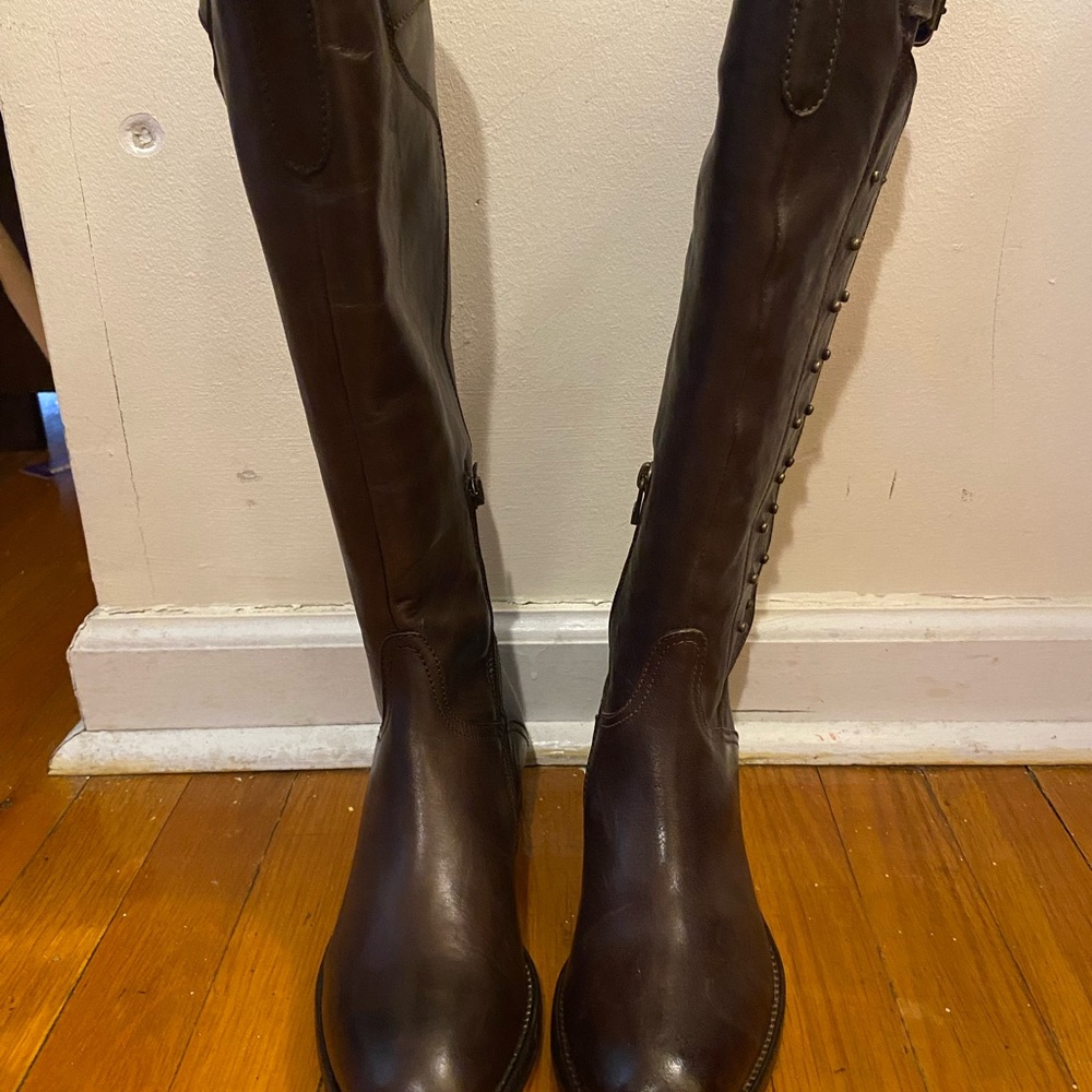 Área forte  women boots brand new, size 37 and brown